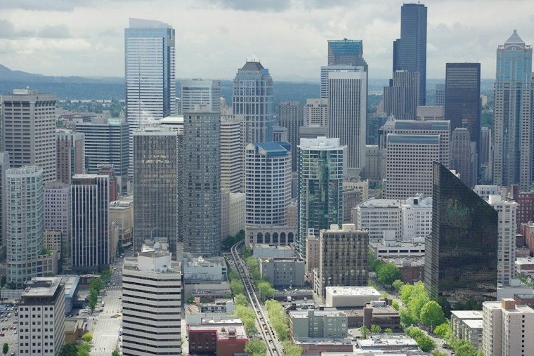 Seattle Basks in Sunny Streak Before Gray Skies Creep Back Next Week