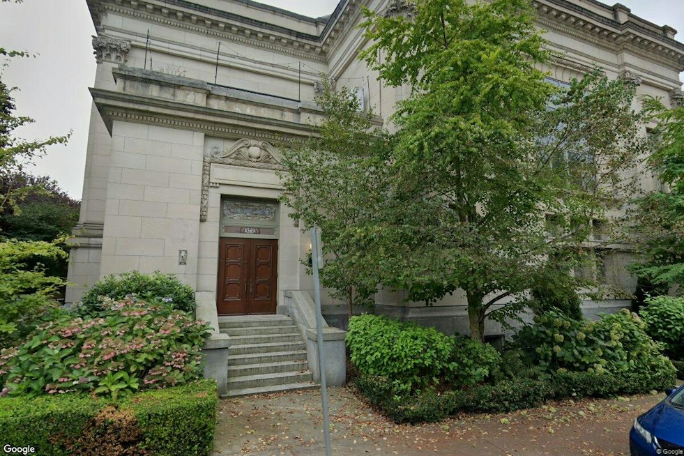 Seattle's $8M Sanctuary Club Mixes Botox, Saline Pools and a Booty Studio