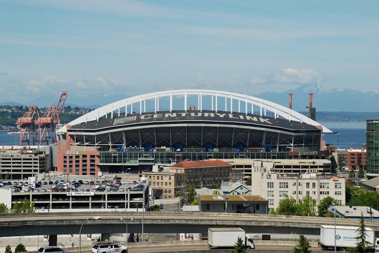 Seattle Volunteers Pack Meals for Food Lifeline at Lumen Field