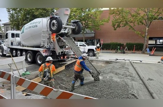 Seattle's RapidRide J Line Hits Halfway Mark, Eastlake Merchants Still Fuming