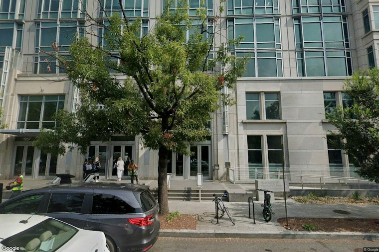 Secretea Closes at GW; Tang Weighs Whether to Relocate