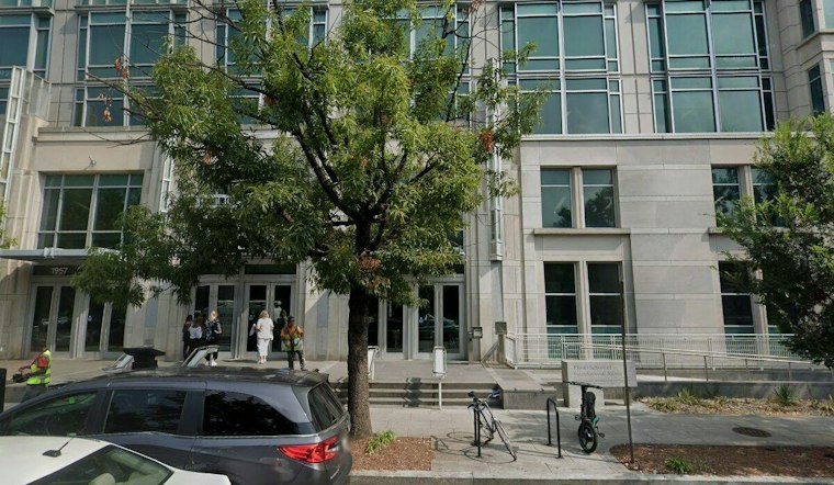 Secretea Closes at GW; Tang Weighs Whether to Relocate