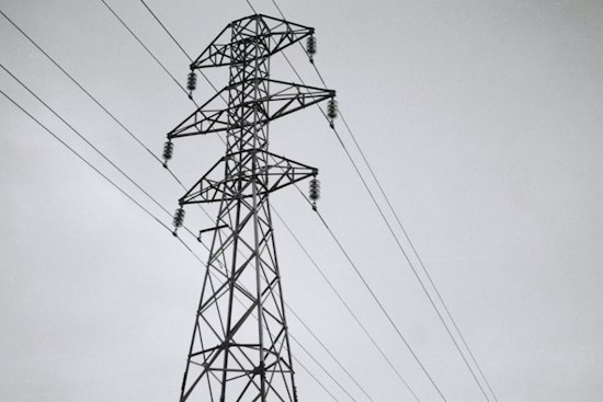 Severe Storms Knock Out Power to More Than 50,000 Across Metro Atlanta, Ground Flights