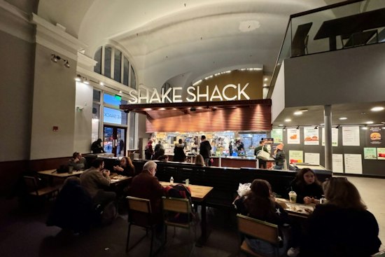 Shake Shack Finally Lands in Downtown Bethesda After Months of Delays