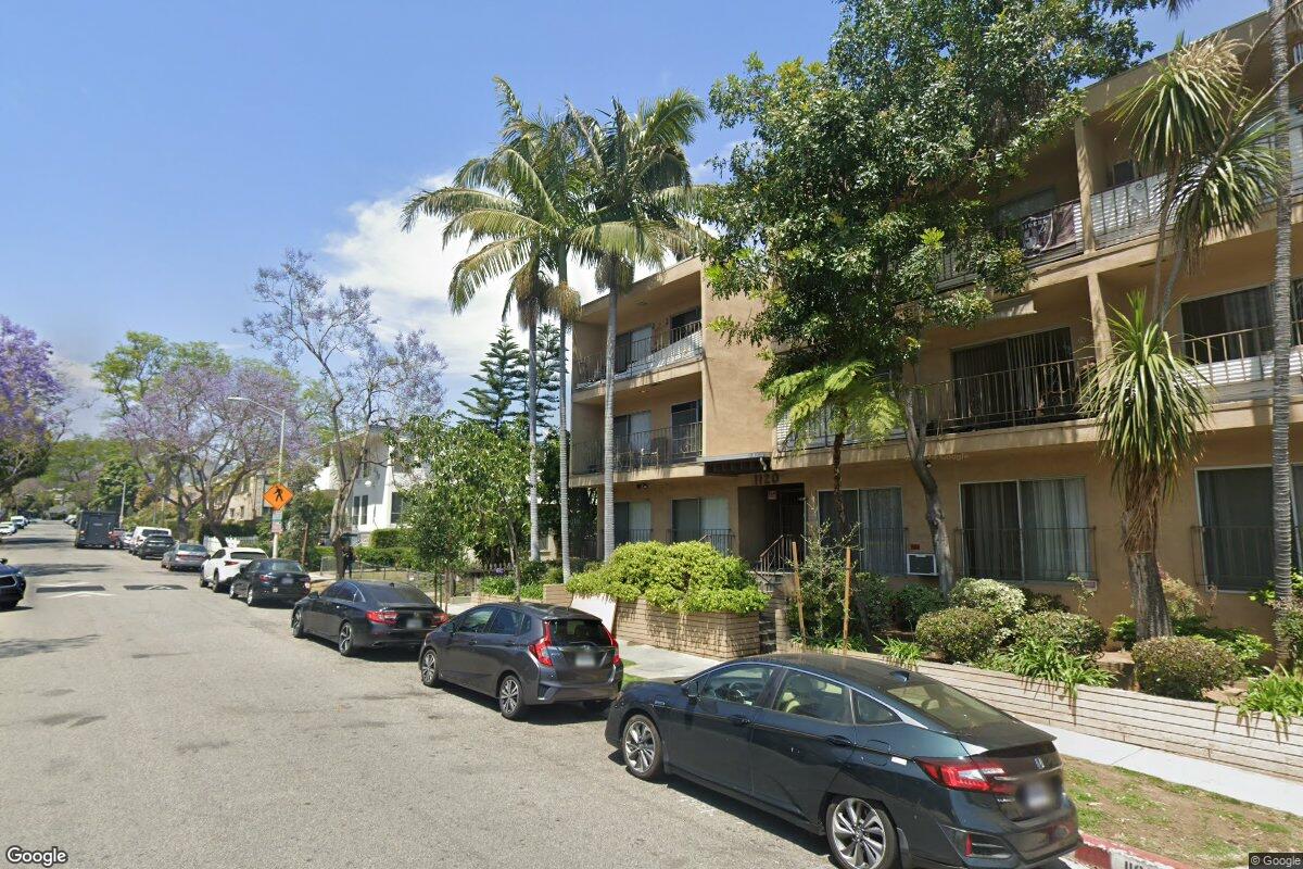 hoodline.com - Ben Levine - West Hollywood Standoff: Taser Assault Suspect Arrested