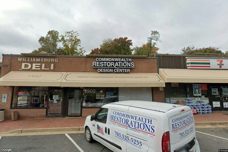Singha Thai Opens in Williamsburg Shopping Center, Arlington's Only Retail Property North of Lee Highway