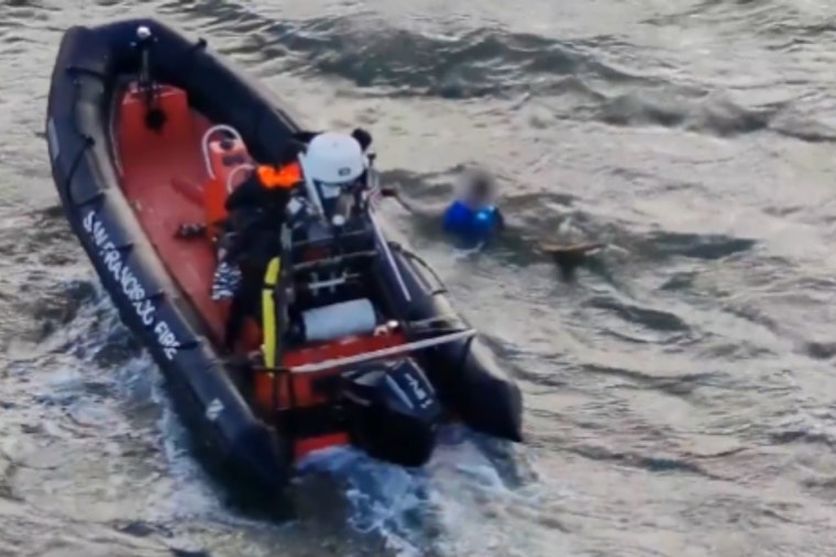 Sinking Sailboat Sweeps Two Boaters Into San Francisco Bay Currents Near Embarcadero