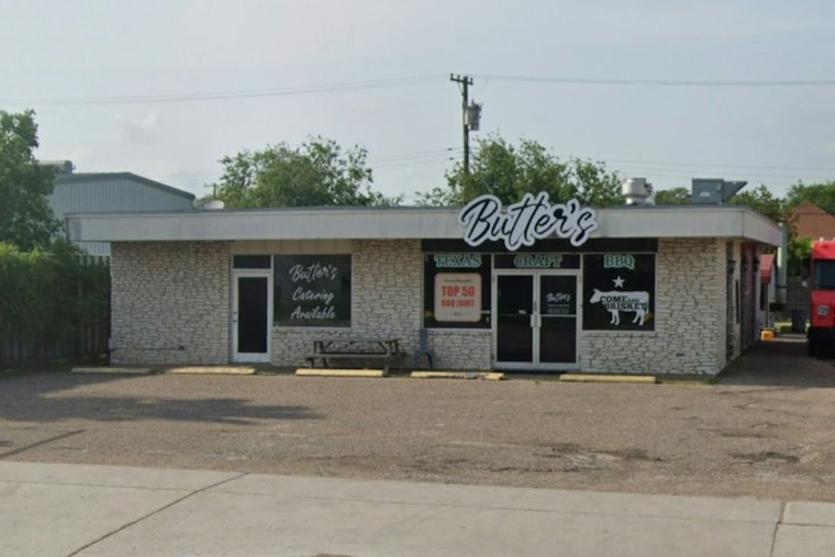 Sinton's Award-Winning Butter's BBQ Pulls Brisket as Beef Costs Torch Its Books