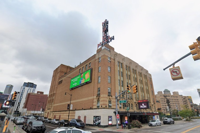 Sixth-Floor Fire Hits Detroit's Music Hall, But Badu Tribute Plays On
