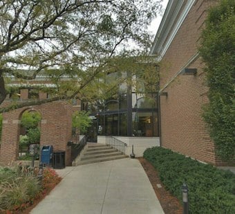 Skokie Reconsiders Short-Term Rental Rules After Pilot Falters