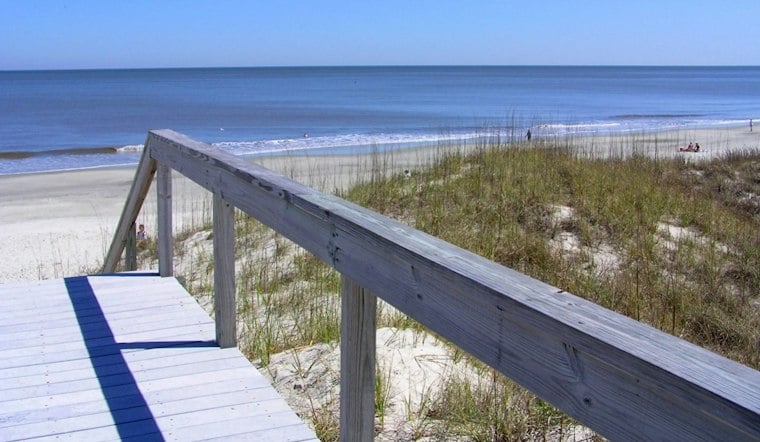 Small Plane Crashes Into Marsh Off Jekyll Island, Pilot Survives