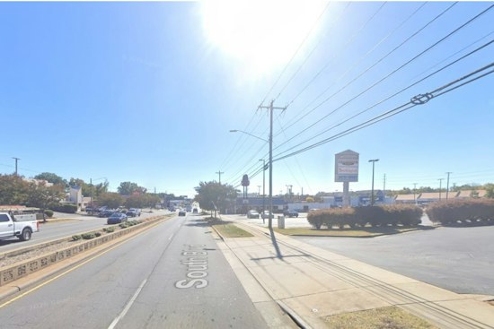 South Boulevard Shopping Center Shooting Leaves One Fighting for Life