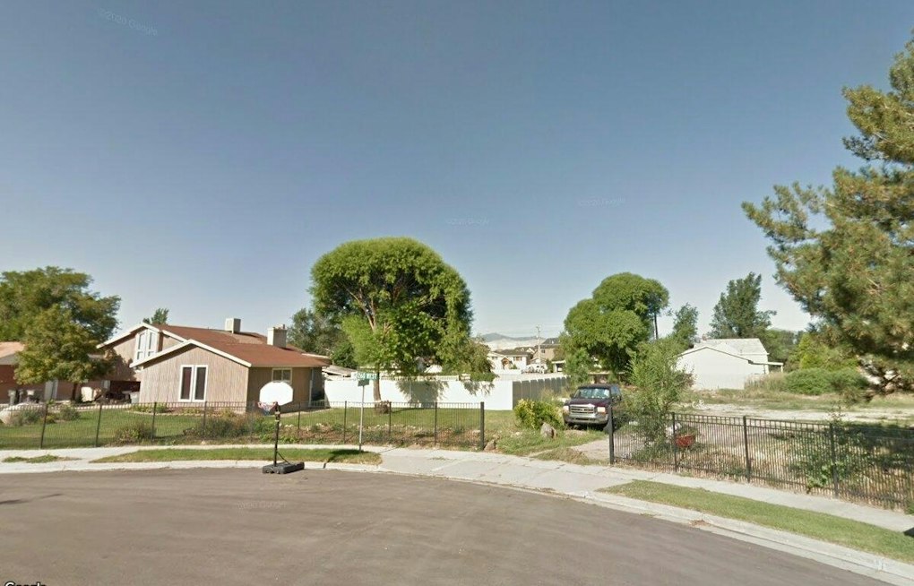 South Jordan Man Arrested After Allegedly Strangling Woman, Brandishing Weapon