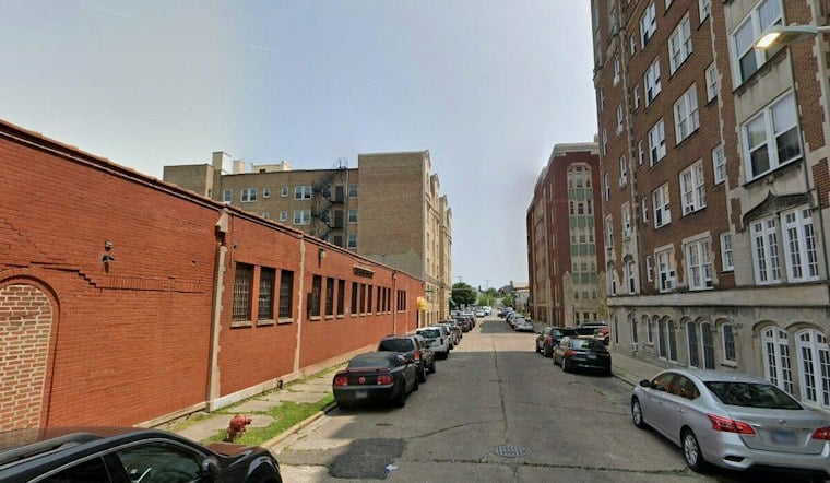 South Shore Gunman Kills Man, 42, Wounds Teen Boy on East 71st Place
