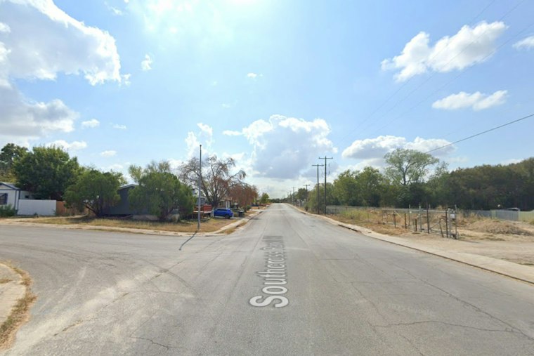 Southeast Side Argument Erupts Into Gunfire on Southcross Ranch Road