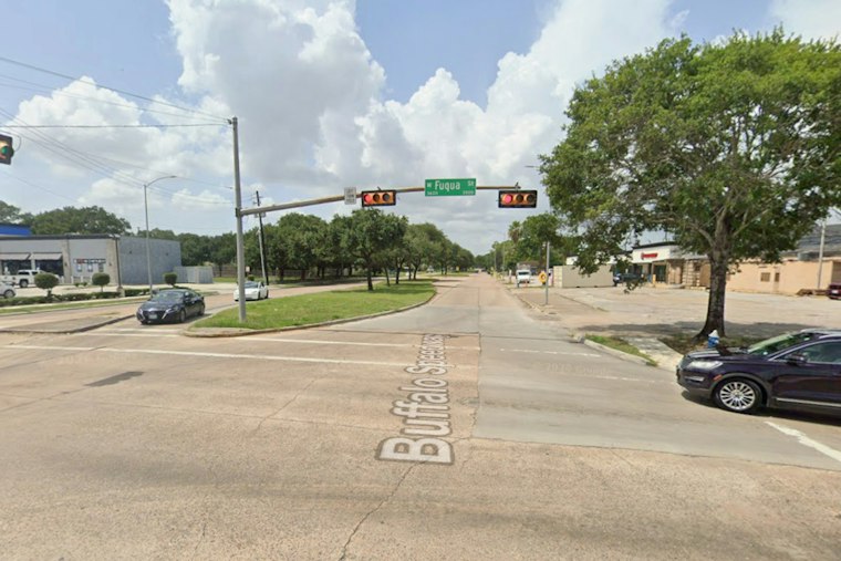 Southwest Houston Dad Shoots Daughter's Boyfriend Twice After Porch Fight