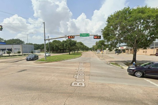 Southwest Houston Dad Shoots Daughter's Boyfriend Twice After Porch Fight