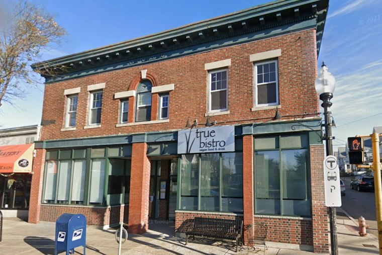 Spoke Wine Bar's Team Opens Roomy Liars in Somerville's Teele Square