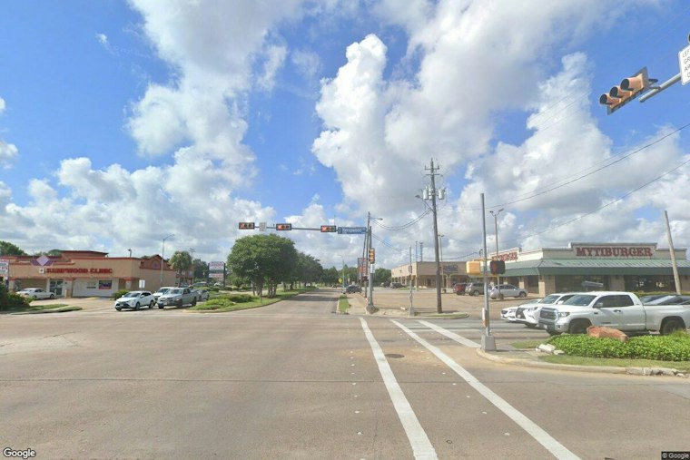 Spring Branch Apartment Shooting Leaves Man Dead, Suspect Found After Fleeing