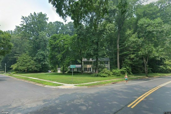 Stabbed Man Flees Car, Runs for Help on Epping Forest Road in Annapolis