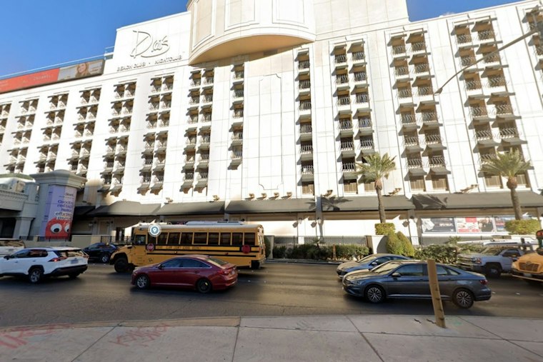 Stabbing Reported at Vanderpump Hotel on Las Vegas Strip, Suspect Still at Large