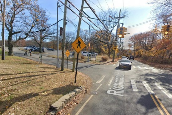 Staten Island Motorcyclist, 28, Dies Colliding Head-On With Sedan on Snake Hill