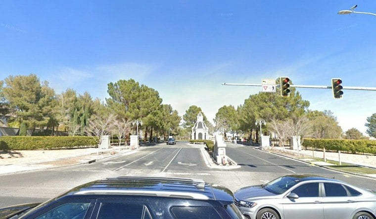 Stolen Car Suspect Rams Metro Cruisers in Las Vegas, Officer Fires Round
