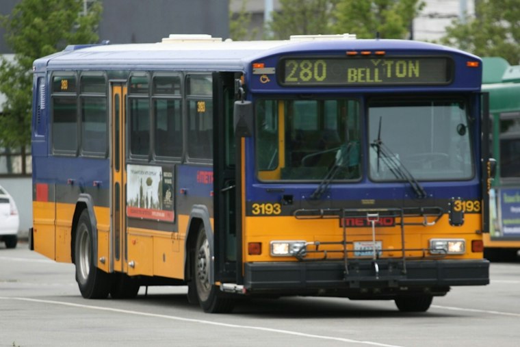 Stolen SUV Driver Dies Slamming Into Metro Bus Near Kent, Riders Hurt