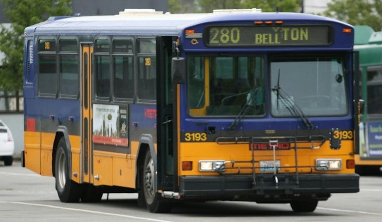 Stolen SUV Driver Dies Slamming Into Metro Bus Near Kent, Riders Hurt