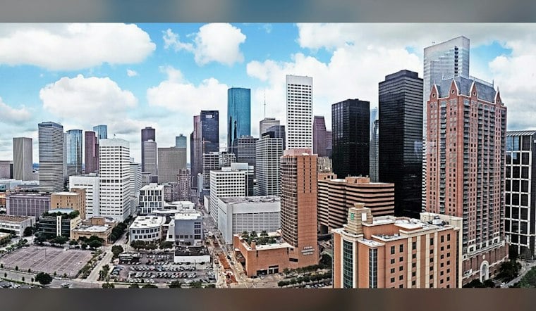 Storms Target South Houston, Coast Thursday Before a Hotter, Drier Weekend