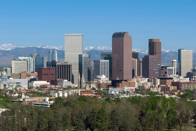 Stormy Skies, Then Sunshine: Denver Braces for Midweek Downpours and Sunny Weekend