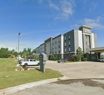 Stroud's Route 66 Hampton Inn Changes Hands in Kansas Group's Buyout