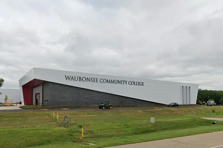 Sugar Grove Campus Hosts 100+ Colleges, Free Bus Rides From Aurora