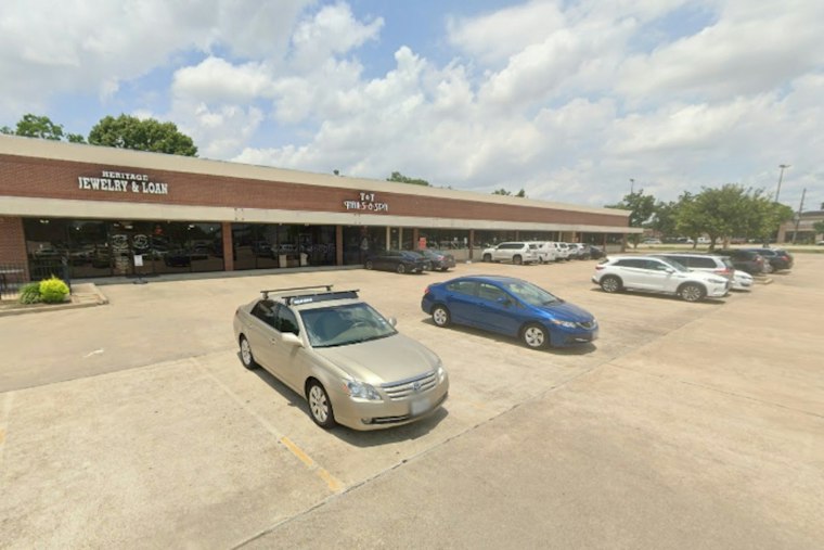 Sugar Land's Four-Year Abandoned Truck Is Finally Removed