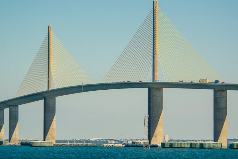 SunSky 10K Sets 8,000-Runner Cap for Sunshine Skyway Bridge Race