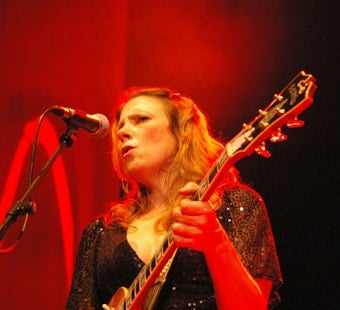Susan Tedeschi Bounces Back From Appendix Surgery for Tanglewood, Berklee Homecoming