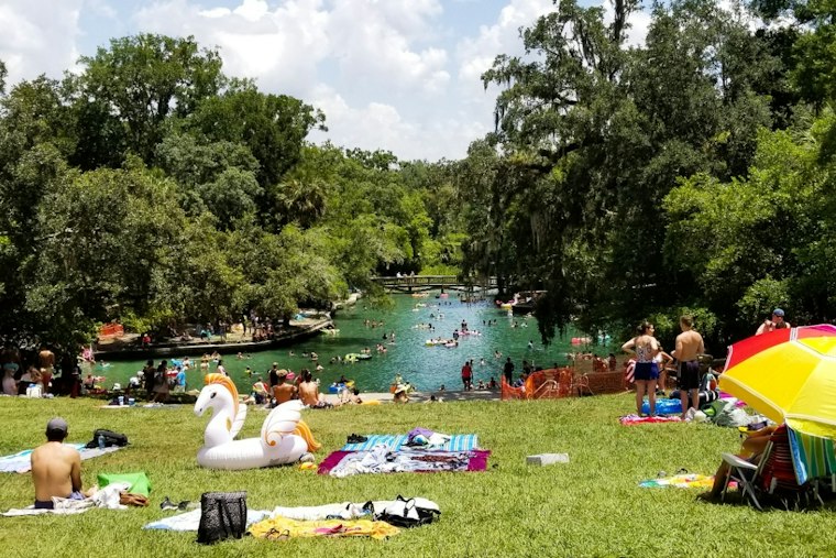 Swimmer Vanishes Underwater at Wekiva Island, Dive Teams Recover a Body