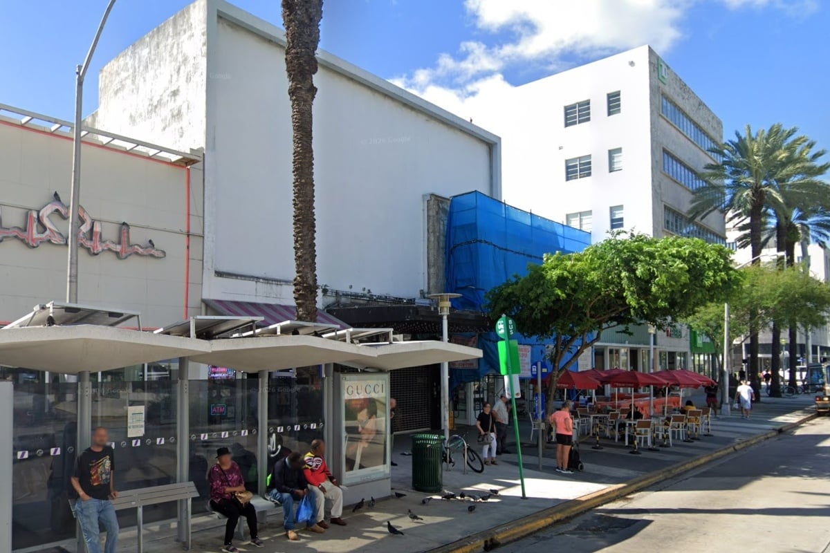Tabani Group Pays $18.4M for Lincoln Road Retail Anchored by Mr. Jones Club