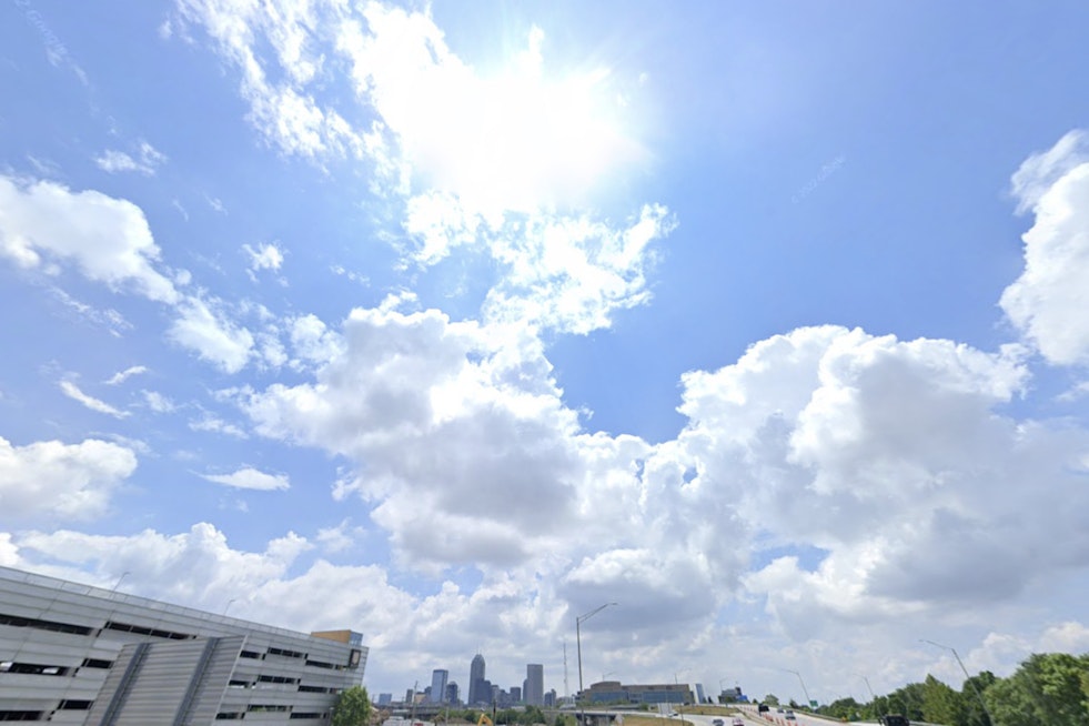 Tampa Bay Sizzles as Steamy Storms Stalk Labor Day Weekend