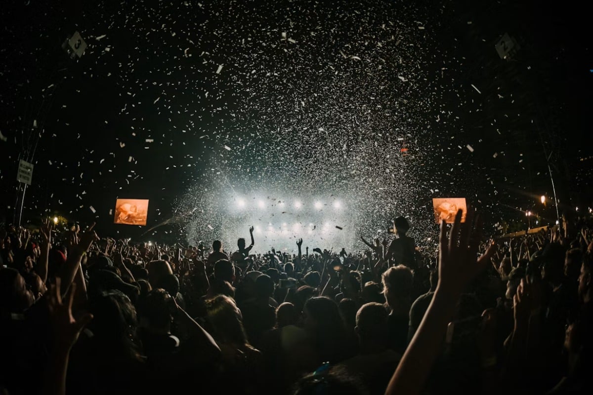 Taylor Sheridan Caps Weatherford Concert at 700 Guests, Tickets Start at $500
