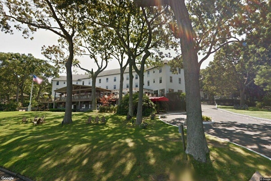 Team USA Triathlete, 38, Drowns Off Shelter Island Hotel Dock After Morning Swim