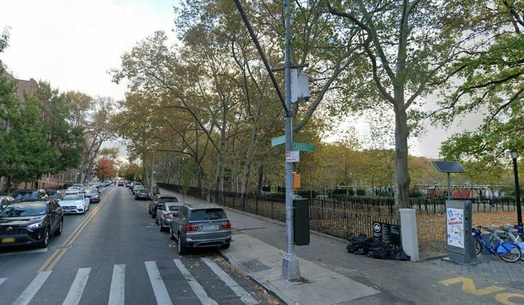 Teen Beaten, Robbed While Waiting to Meet Woman Near Lincoln Terrace Park