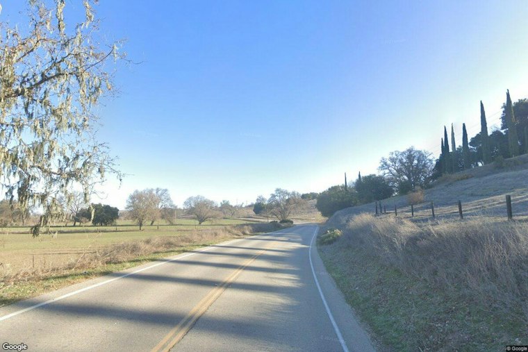 Templeton Crash Ejects Paso Robles Teen, 15, From Car Into a Tree