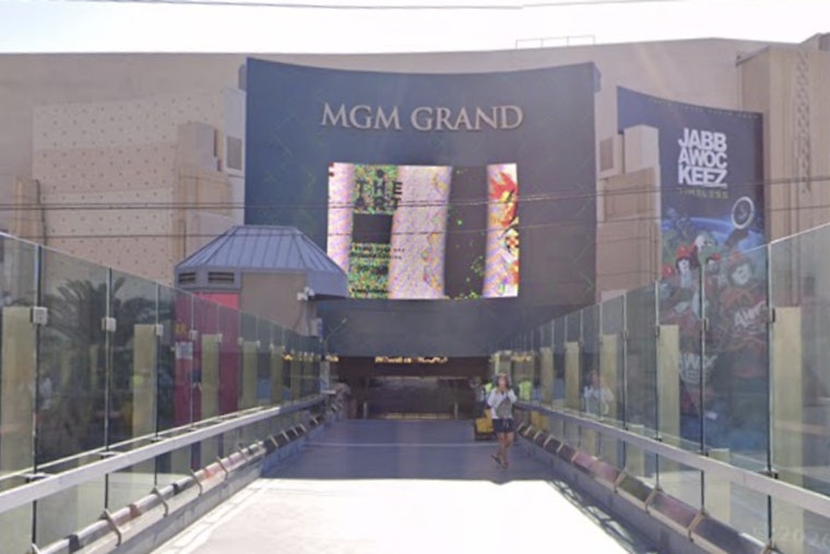 Tennessee Woman Sues MGM Grand, Says Spa Masseur Assaulted Her in Sleep