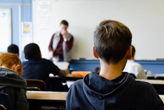 Tentative Puyallup contract would tie extra pay to overloaded classes