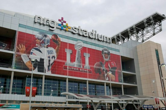 Texans Bring Back Red Socks, Retro End Zones to Honor 2002 Win Over Cowboys