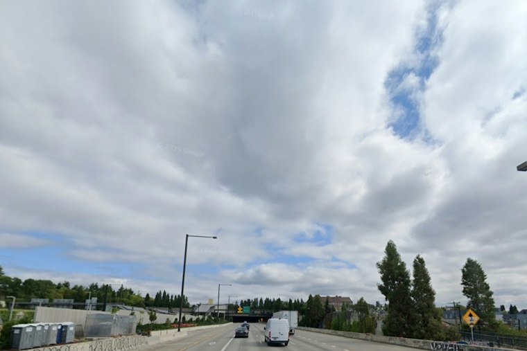 Thunder, Gusts Whip Seattle Friday Before Cool, Clear Weekend