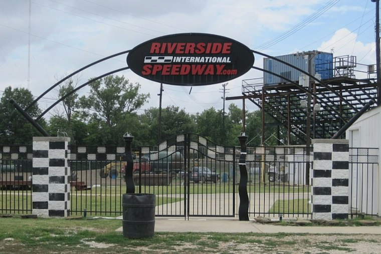 Scott Frazier, 58, Bartlett Racer Who Called 'The Ditch' Home, Dies After Crash at West Memphis Speedway