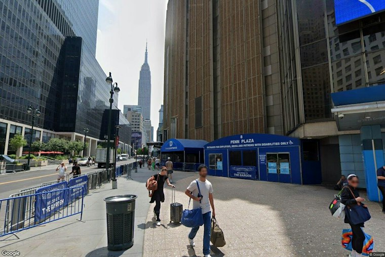 Tracks Bar Returns to Penn Station After Seven Years, Blessed by a Priest