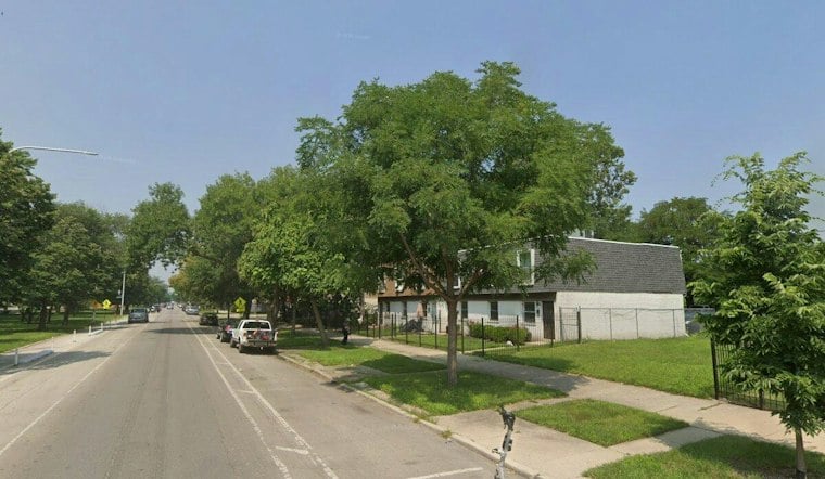 Trapped 911 Dispatcher Robbed in Wrecked Car on West Douglas Boulevard